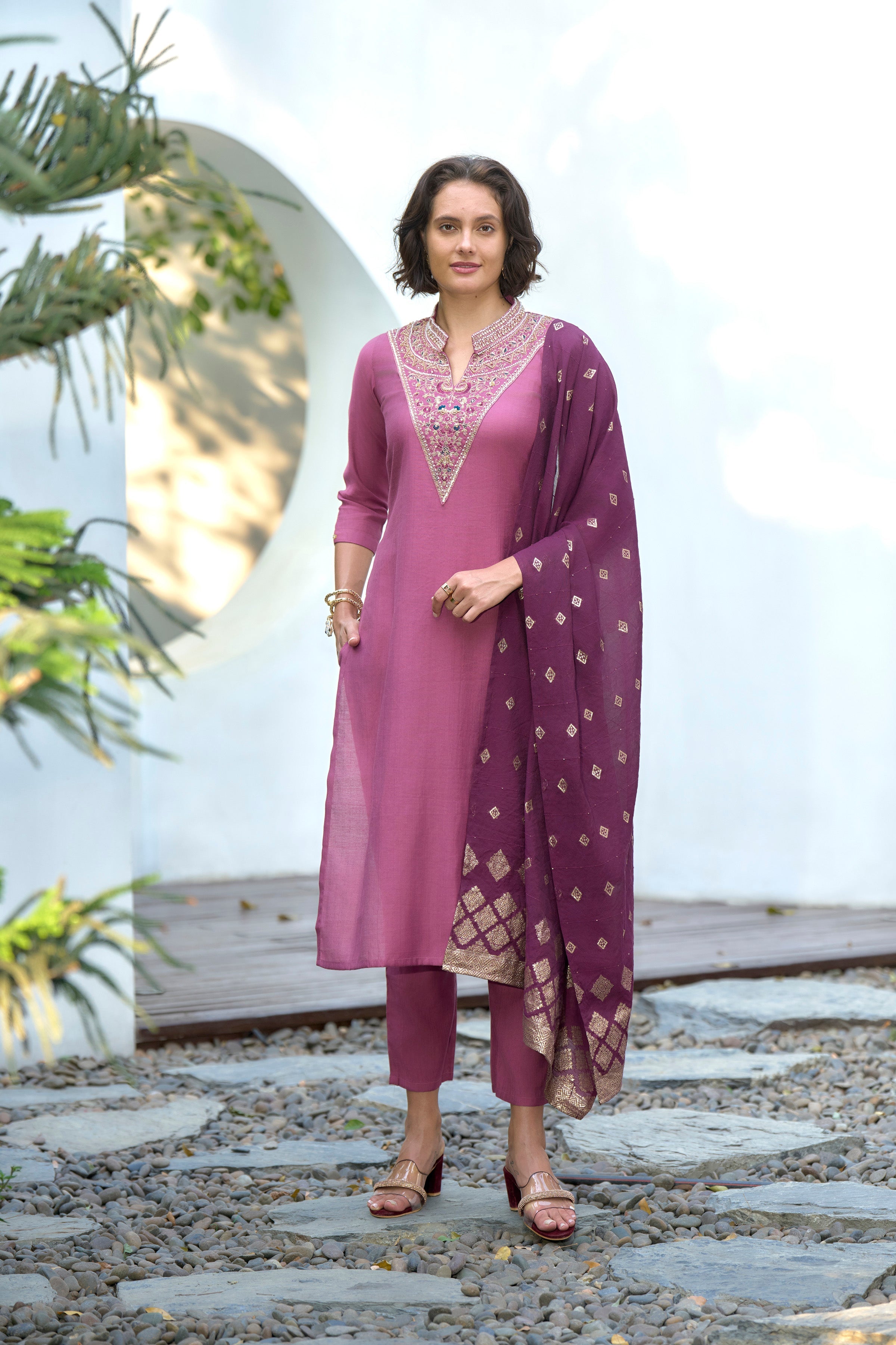 Onion Pink Embroidered Neck Vatican Kurti Set with Chanderi Jacquard Dupatta